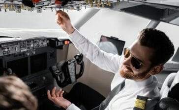 pilot training eye tracking