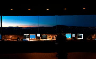 eye tracking for air traffic control